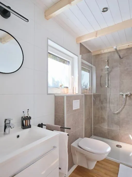 Chalet In Koeln - Tinyhouse 0*, Köln